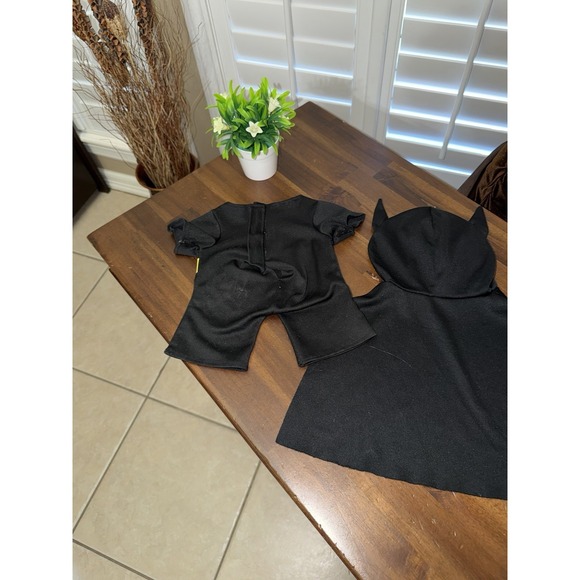 Build a Bear Batman Black Yellow Cape Mask & Outfit Used Rare - Picture 4 of 5